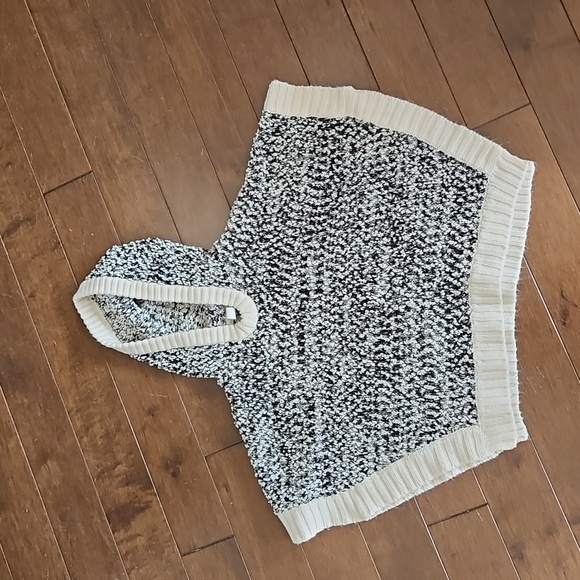 RipZone Poncho - Picture 2 of 4